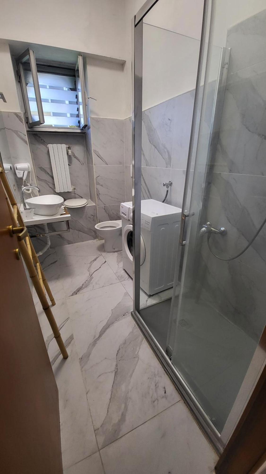 Toma Apartment Trilocale Moderno Per Max 6 Persone Milán Exteriér fotografie