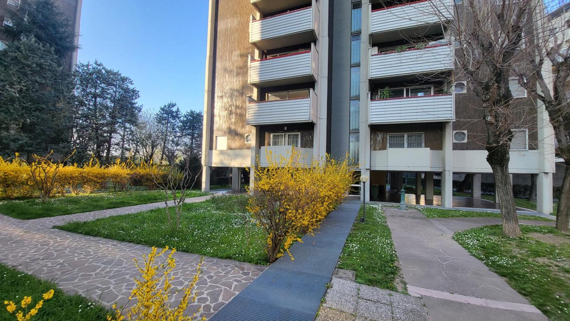Toma Apartment Trilocale Moderno Per Max 6 Persone Milán Exteriér fotografie