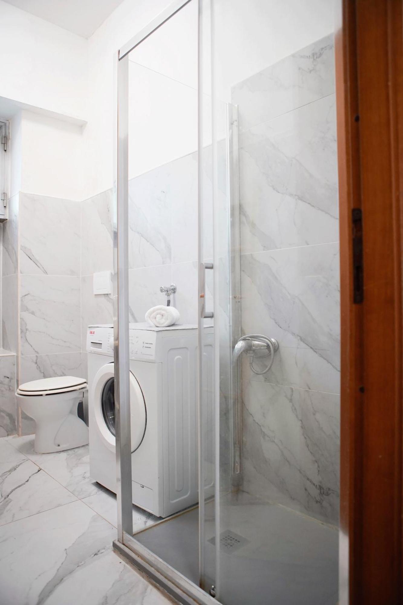 Toma Apartment Trilocale Moderno Per Max 6 Persone Milán Exteriér fotografie